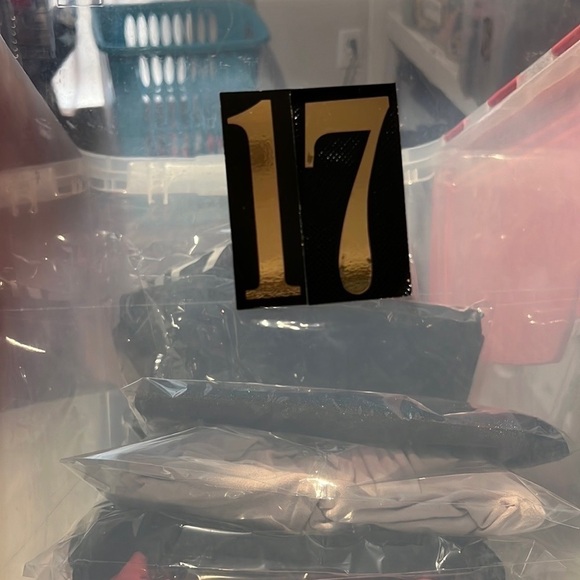 The Mountain Unisex Cow Graphic Farm Tee Shirt Size Medium - Picture 9 of 9